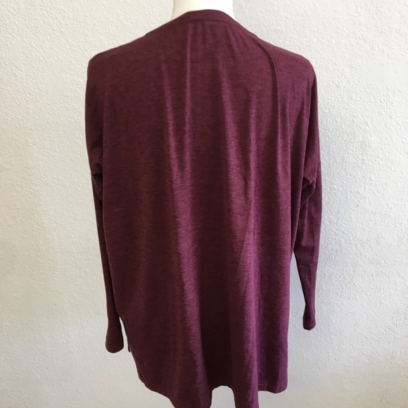 Wander by Hottotties Long Sleeve Tee Small - Picture 2 of 5